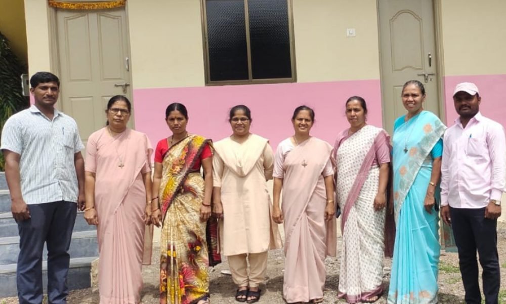 PLT visit to Bdiar - Social Work center